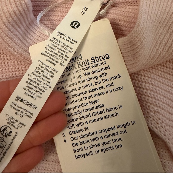 Lululemon Cotton-blend Mockneck Knit
Shrug - Blissful Pink size XS NWT - Picture 3 of 6